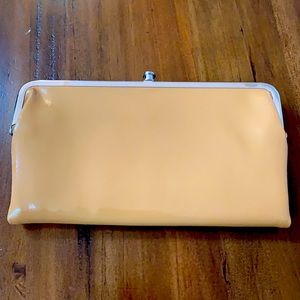 NWOT  HOBO The Original Lauren Clutch wallet